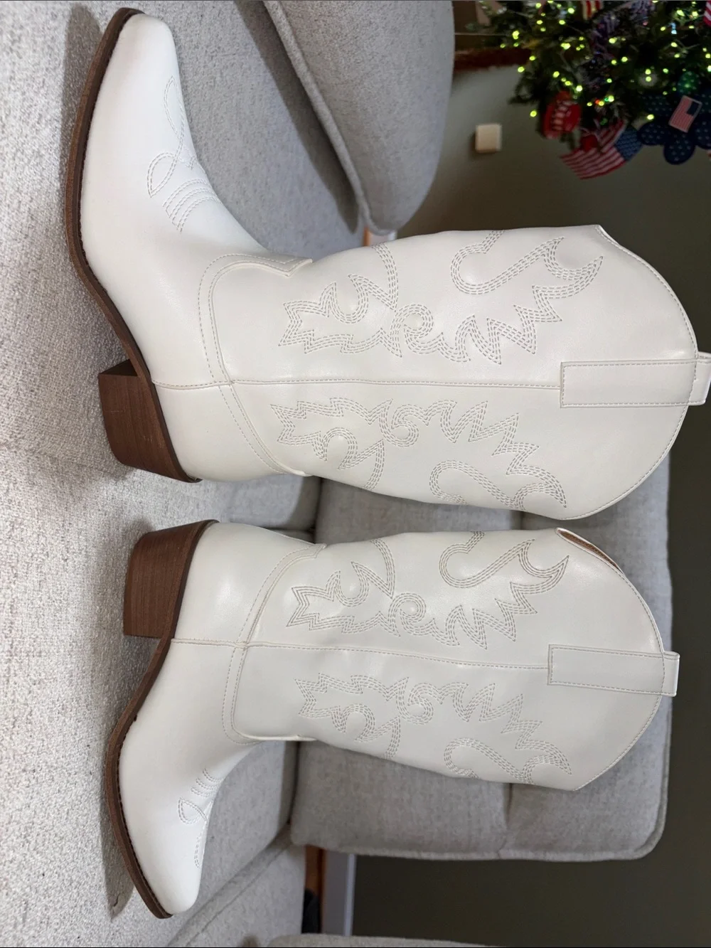 N/A classic white